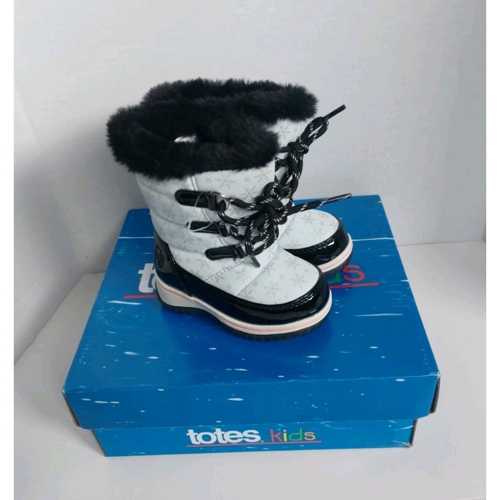Totes Kids Snow Rain Boots Girls White Black Snow Pattern Lace & zip Sizeโ 5